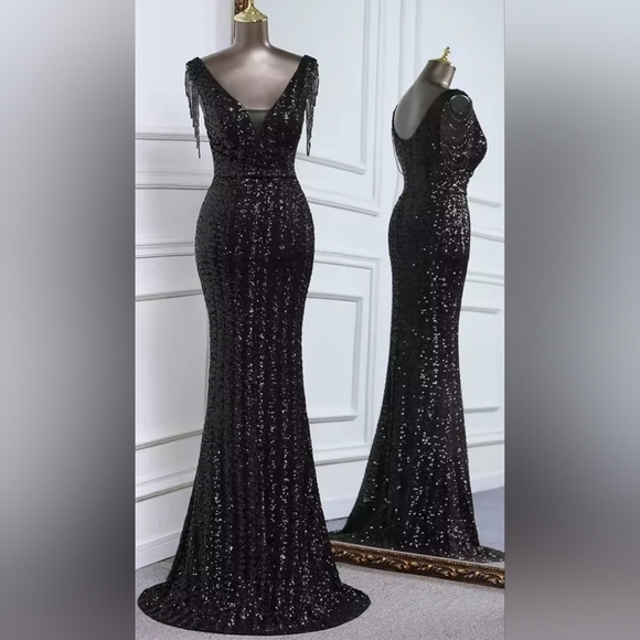 Glamorous Black Sequin Backless Dress - Picture 16 of 16